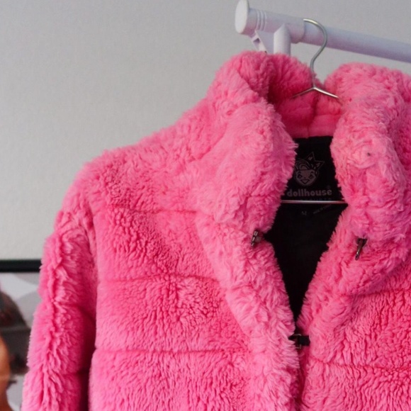 Vintage Y2K Pink Dollhouse Faux Fur Puffer Jacket in Size Medium 💞 - Picture 3 of 4